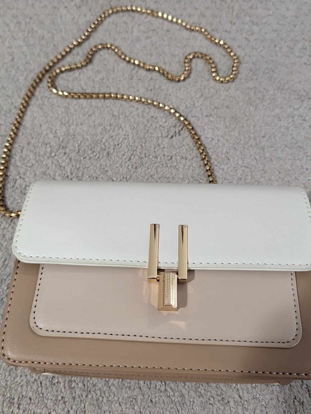 Two-Tone White and Beige Women’s Crossbody Bag with Gold Chain